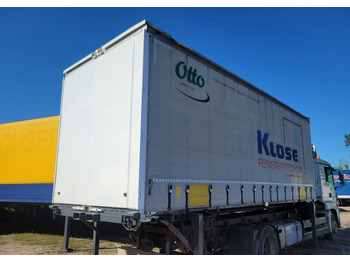 Αμάξωμα με συρρόμενο μουσαμά KRONE