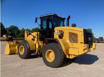 Ελαστιχοφόρος φορτωτής CATERPILLAR 938M