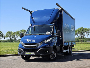Επαγγελματικό αυτοκίνητο με μουσαμά IVECO Daily