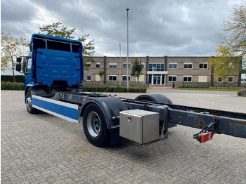 Φορτηγό σασί DAF LF290 / ONLY:429873KM / LWDS / GOOD TYRES / AUTOMATIC / EURO-6 / 2018: φωτογραφία 3
