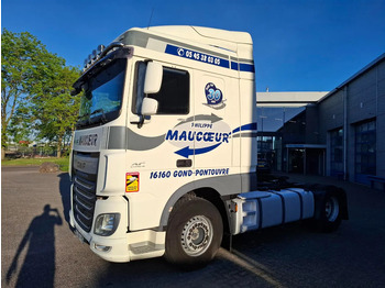 Τράκτορας DAF XF 106 460