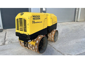 Μικρος ασφαλτικός οδοστρωτήρας WACKER