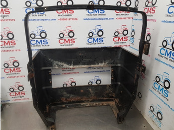 Αμάξωμα και εξωτερικό Ford New Holland 7840. 8340, 8240 Nose Cone Lower Panel E9nn13068bb: φωτογραφία 5 Αμάξωμα και εξωτερικό Ford New Holland 7840. 8340, 8240 Nose Cone Lower Panel E9nn13068bb: φωτογραφία 5