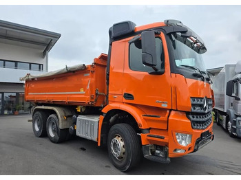 Φορτηγό ανατρεπόμενο Mercedes-Benz Arocs 2645 6x4 – Wywrotka Meiller 3- stronny/ Manual / Retarder / BORDMATIK / Blatt/Blatt: φωτογραφία 3 Φορτηγό ανατρεπόμενο Mercedes-Benz Arocs 2645 6x4 – Wywrotka Meiller 3- stronny/ Manual / Retarder / BORDMATIK / Blatt/Blatt: φωτογραφία 3