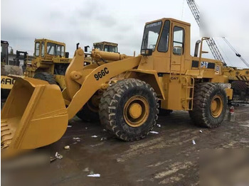 Ελαστιχοφόρος φορτωτής CATERPILLAR 966C
