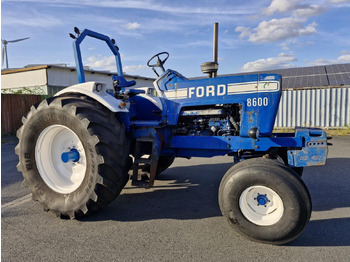 Τρακτέρ FORD