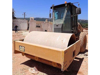 Δονητική πλάκα CATERPILLAR CS64B