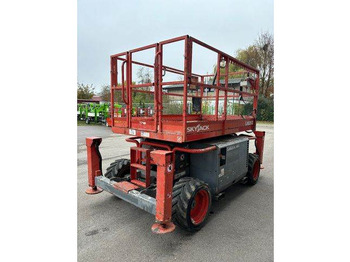 Ψαλιδωτό ανυψωτικό Skyjack SJ6826RT 10m Scherenarbeitsbühne BJ 2015: φωτογραφία 3