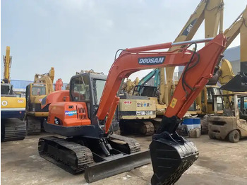 Ερπυστριοφόρος εκσκαφέας 90% new Korea Doosan 6ton dx60 dx55 dx75 excavator: φωτογραφία 4 Ερπυστριοφόρος εκσκαφέας 90% new Korea Doosan 6ton dx60 dx55 dx75 excavator: φωτογραφία 4