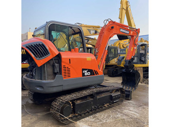 Ερπυστριοφόρος εκσκαφέας DOOSAN DX225