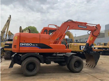 Ερπυστριοφόρος εκσκαφέας Wheel digging excavator Used DOOSAN150W DH150W DH150W-7 / second-hand KOREA engine DOOSAN DH 150 150W-7 DOOSAN150: φωτογραφία 5 Ερπυστριοφόρος εκσκαφέας Wheel digging excavator Used DOOSAN150W DH150W DH150W-7 / second-hand KOREA engine DOOSAN DH 150 150W-7 DOOSAN150: φωτογραφία 5