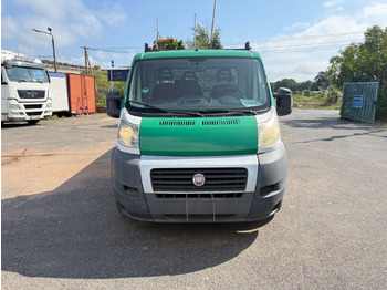 Μικρό φορτηγό με καρότσα FIAT Ducato