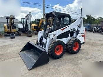 Φορτωτής πλάγιας ολίσθησης BOBCAT S590
