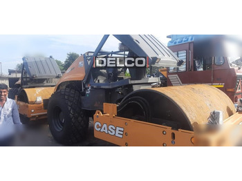 Οδοστρωτήρας CASE