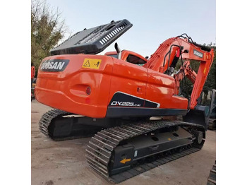 Ερπυστριοφόρος εκσκαφέας DOOSAN DX225