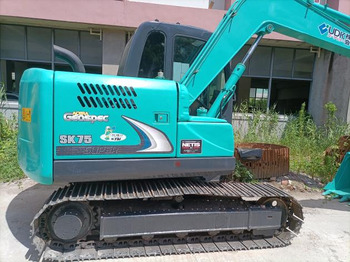 Ερπυστριοφόρος εκσκαφέας Kobelco SK75: φωτογραφία 3