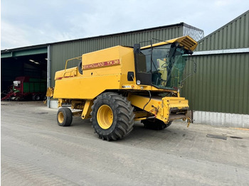 Θεριζοαλωνιστική μηχανή NEW HOLLAND TX36