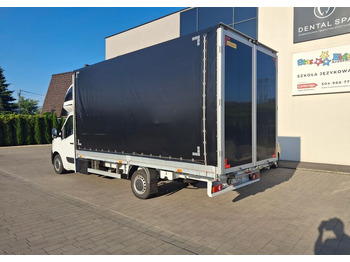 Επαγγελματικό αυτοκίνητο με μουσαμά RENAULT Master