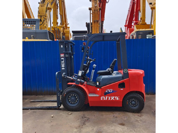 Πετρελαιοκίνητο περονοφόρο HELI