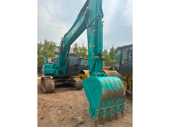 Ερπυστριοφόρος εκσκαφέας Kobelco SK 210: φωτογραφία 3