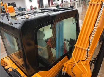 Ερπυστριοφόρος εκσκαφέας Sany SY 135 C: φωτογραφία 3