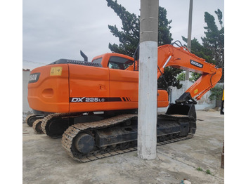 Ερπυστριοφόρος εκσκαφέας DOOSAN DX225LC-7
