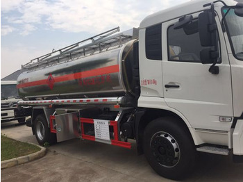 Φορτηγό βυτιοφόρο DONGFENG Tank truck: φωτογραφία 2 Φορτηγό βυτιοφόρο DONGFENG Tank truck: φωτογραφία 2