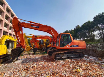 Ερπυστριοφόρος εκσκαφέας DOOSAN DH225LC-7