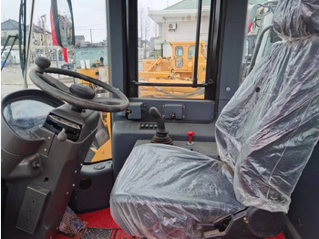 Ελαστιχοφόρος φορτωτής SDLG 956F: φωτογραφία 3