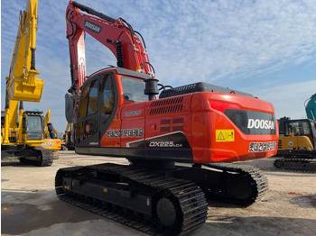 Ερπυστριοφόρος εκσκαφέας DOOSAN DX225LCA