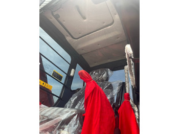 Ερπυστριοφόρος εκσκαφέας Hitachi ZX 200: φωτογραφία 4