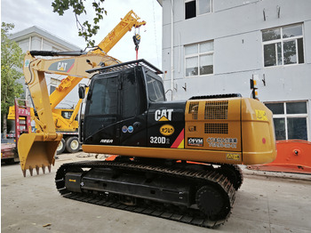 Ερπυστριοφόρος εκσκαφέας CATERPILLAR 320D2