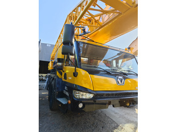 Τηλεσκοπικός γερανός XCMG XCT80
