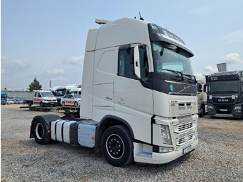 Τράκτορας VOLVO FH