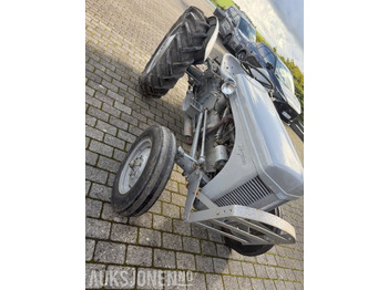 Τρακτέρ 1960 Massey Ferguson Gråtass: φωτογραφία 3