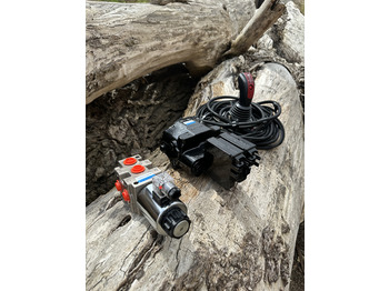 Φορτωτησ για τρακτερ JOHN DEERE