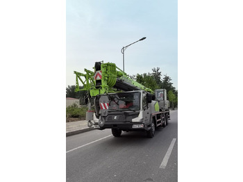 Τηλεσκοπικός γερανός ZOOMLION ZTC250