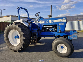 Τρακτέρ Ford 8600: φωτογραφία 3