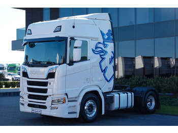 Τράκτορας SCANIA R 450