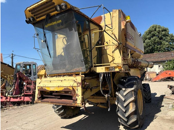 Θεριζοαλωνιστική μηχανή NEW HOLLAND