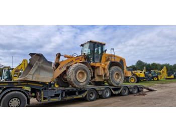 Ελαστιχοφόρος φορτωτής HYUNDAI