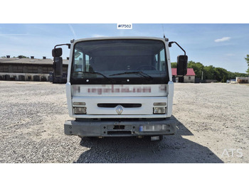 Φορτηγό με γερανό 1999 Renault  M180: φωτογραφία 2