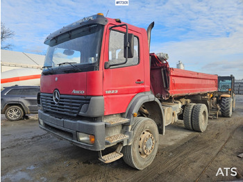Φορτηγό ανατρεπόμενο MERCEDES-BENZ Atego 1823