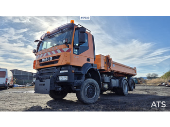 Φορτηγό ανατρεπόμενο Tipper/sand spreader IVECO TRAKKER 410 6x4 (2008): φωτογραφία 5