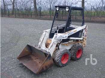 Φορτωτής πλάγιας ολίσθησης Bobcat CLARK 315: φωτογραφία 1