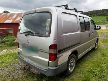 Βαν Toyota Hiace 4x4: φωτογραφία 5