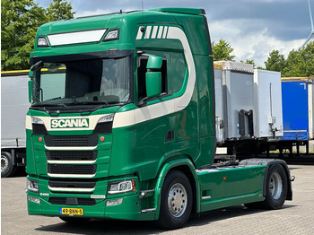 Τράκτορας SCANIA S 450