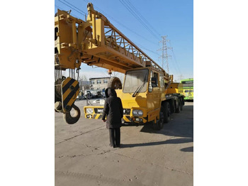 Τηλεσκοπικός γερανός TADANO TL-300E