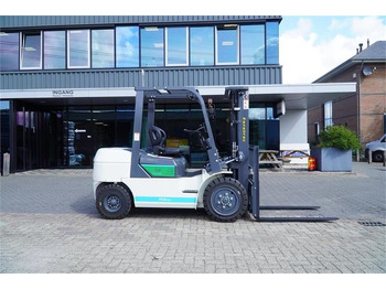 Ηλεκτροκίνητο περονοφόρο Eurotrac: φωτογραφία 2 Ηλεκτροκίνητο περονοφόρο Eurotrac: φωτογραφία 2