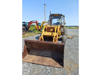 Φορτωτής εκσκαφέας Massey Ferguson 50B traktorikaivuri: φωτογραφία 4